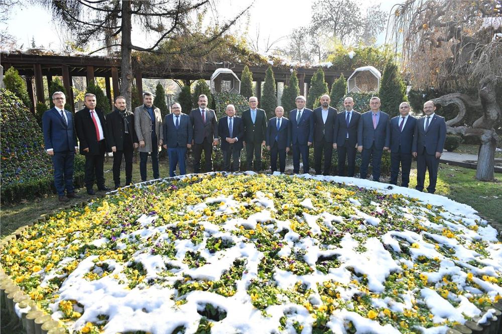 AK Parti Yerel Yönetimler Başkanı Yılmaz: "AK Parti siyasetimizin sorumluluklarını ve hepimize