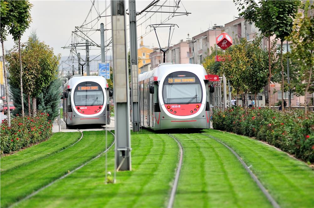 Büyükşehir'den 'ücretsiz' tramvay !