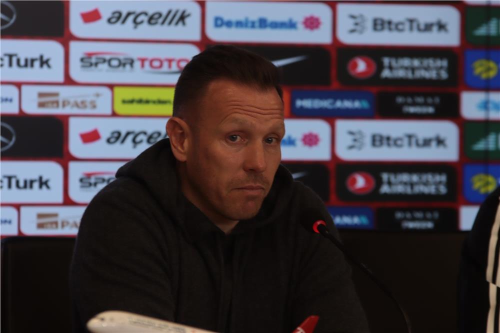 Craig Bellamy: Benim ve oyuncularımın gelişmesi gerekiyor