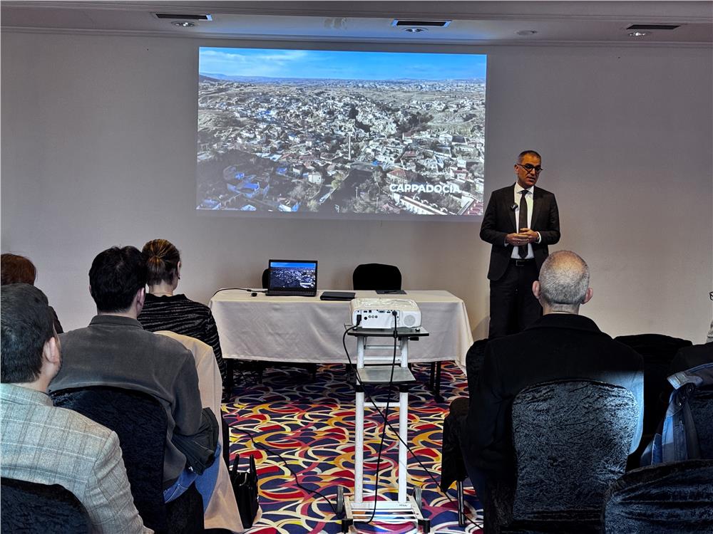 Büyükşehir, otellerin personeline turizm tanıtım programı düzenledi