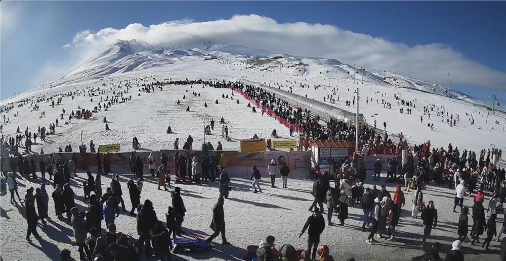 Erciyes'te sömestir bereketi