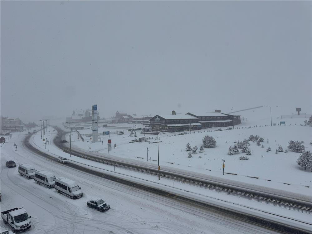 Erciyes'te kar kalınlığı 80 santimi buldu