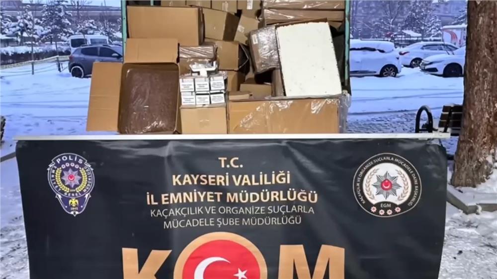 Kayseri'de 209 bin 400 dal doldurulmuş makaron ele geçirildi